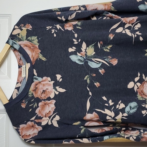 Viamor Tunic Shift Knitted Sweater Dress - Picture 2 of 14